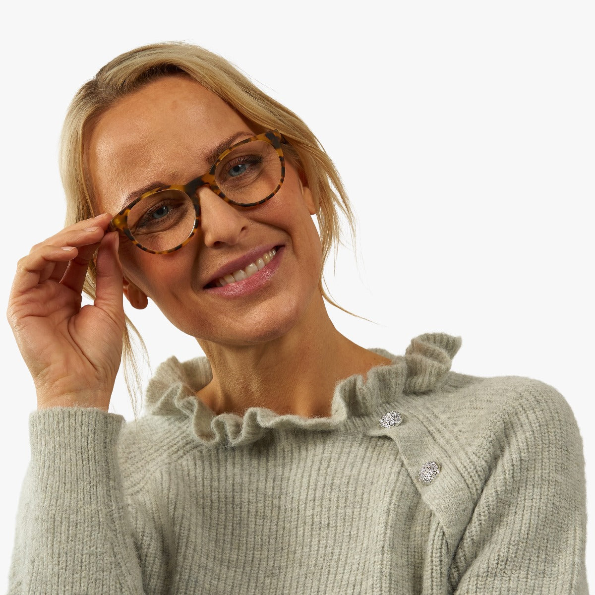 Luxreaders stylish Women's Örebro Light Turtle Blue light glasses. Made from Acetate in a Iconic shape.