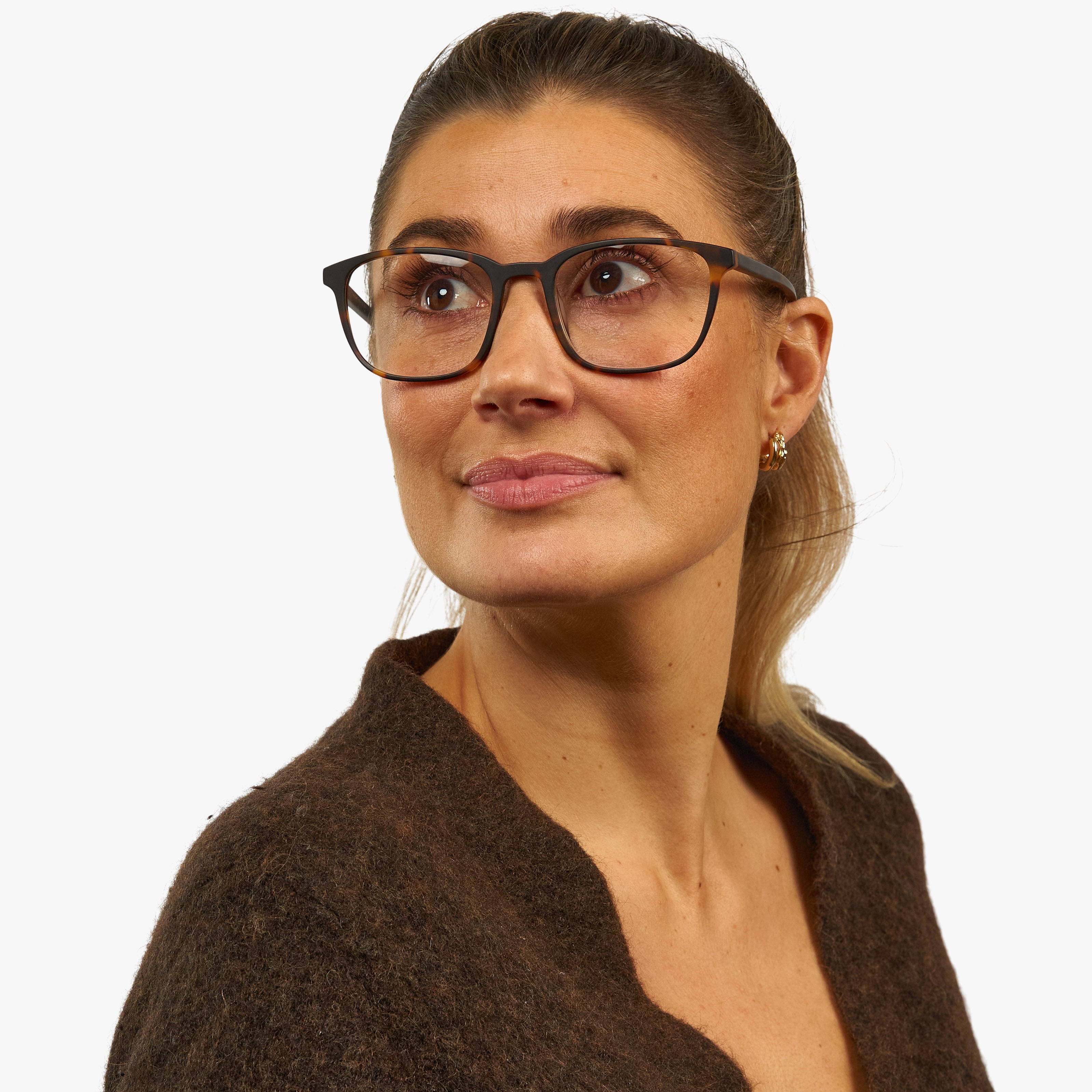 Luxreaders stylish Women's Ebeltoft Dark Turtle Blue light glasses. Made from Acetate in a Square shape.